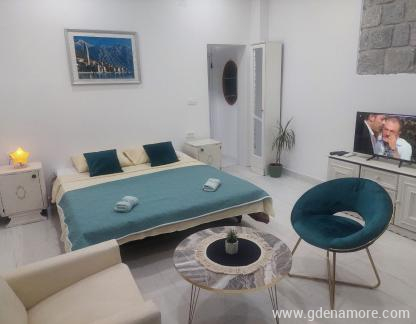 Apartmanok Vella, , Magán szállás a községben Kumbor, Montenegró - 1723919788260